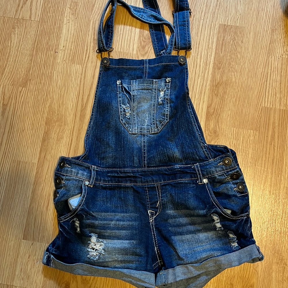 Short short Jean overalls
